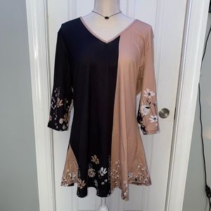 🌻BUNDLE 3 Women’s blouses for 15% off!🌻